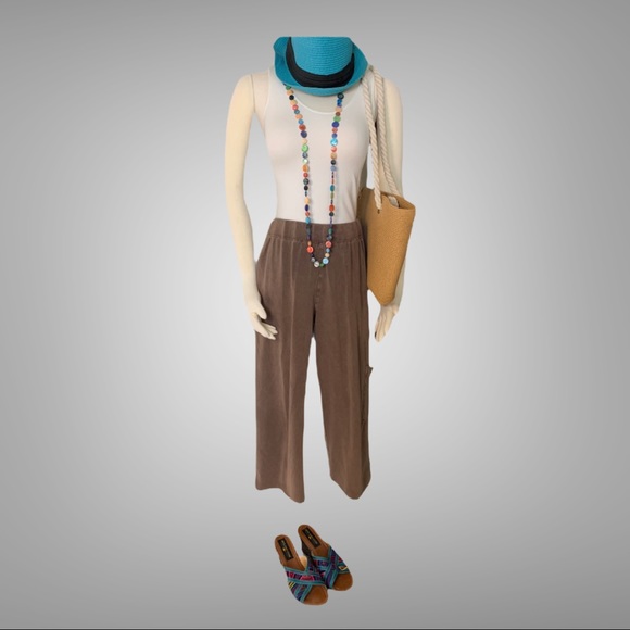 Chico’s Brownish Tan Crops Size 1 - Picture 5 of 8